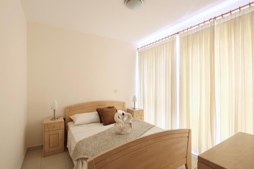 Adamou Gardens Paphos Exterior foto